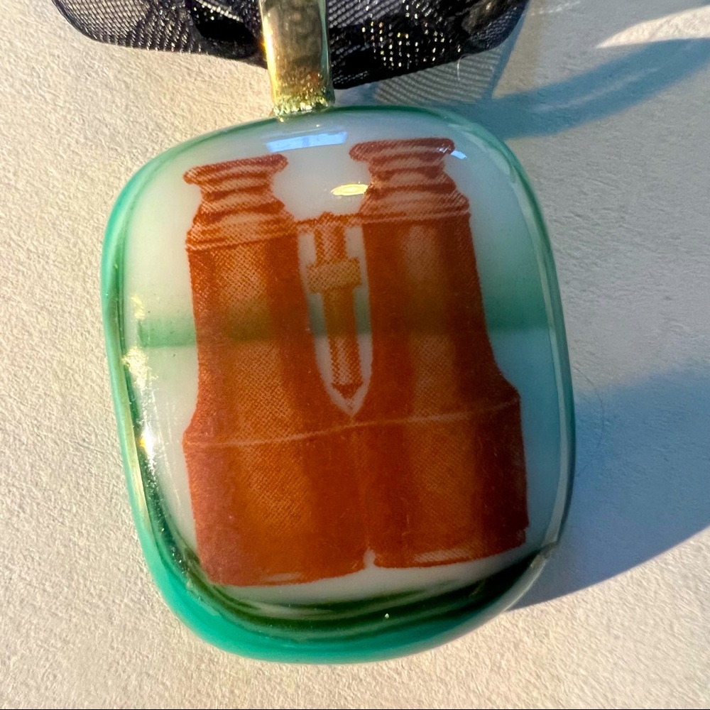 Binoculars OOAK Necklace Vintage style Art Glass Pendant - Picture 2 of 3